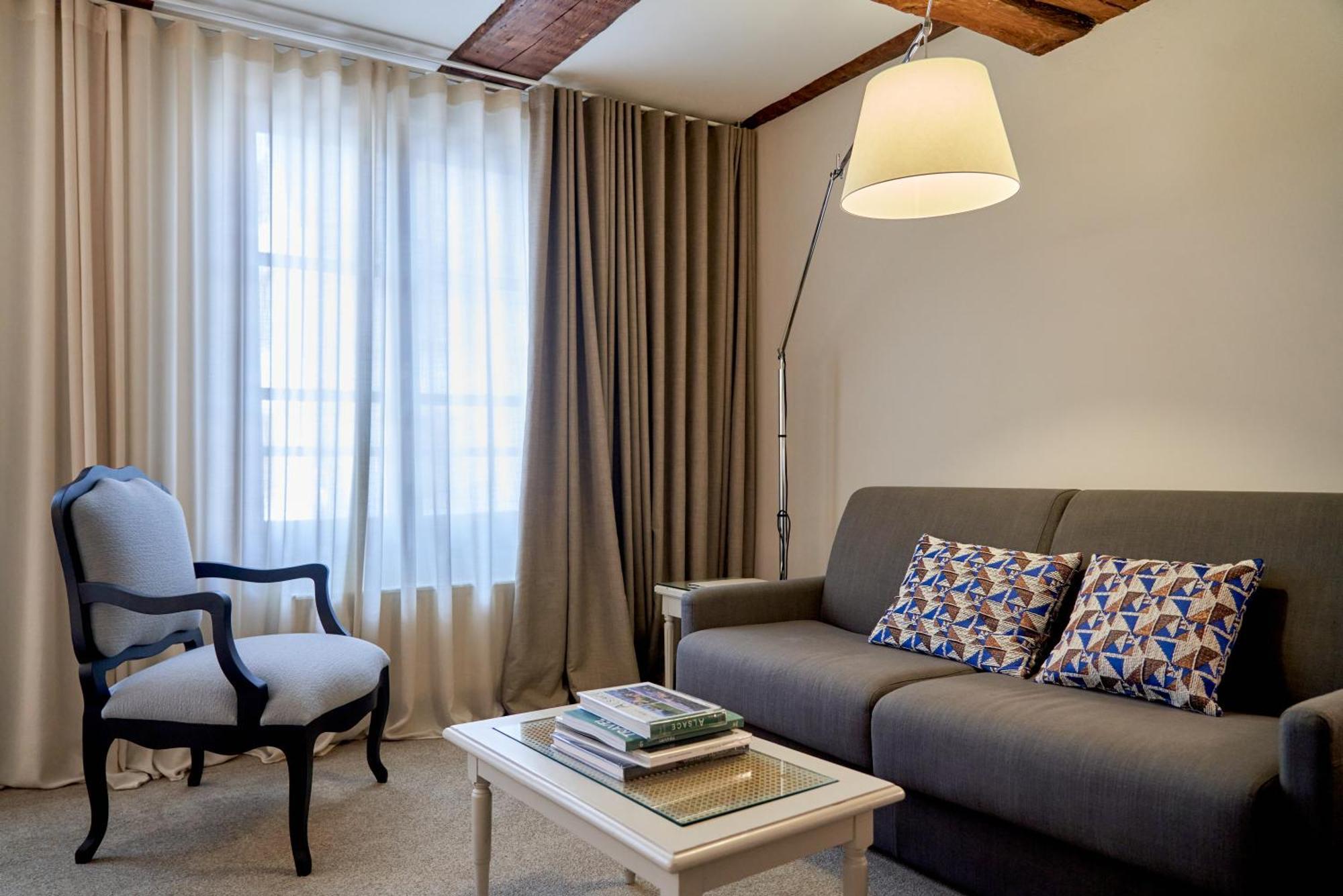 Relais & Chateaux La Maison Des Tetes Кольмар Экстерьер фото