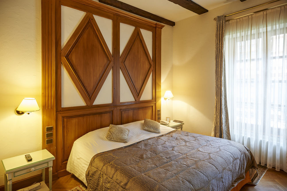Relais & Chateaux La Maison Des Tetes Кольмар Экстерьер фото